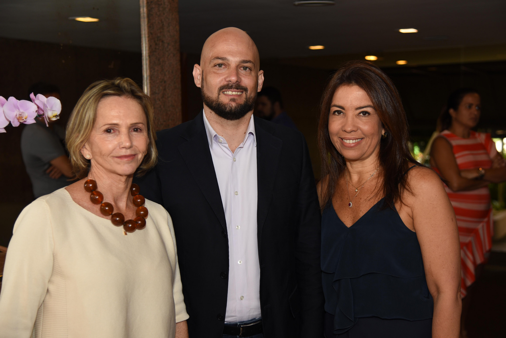 Sheila Podestá, Thiago Galvão e Eliane Martins