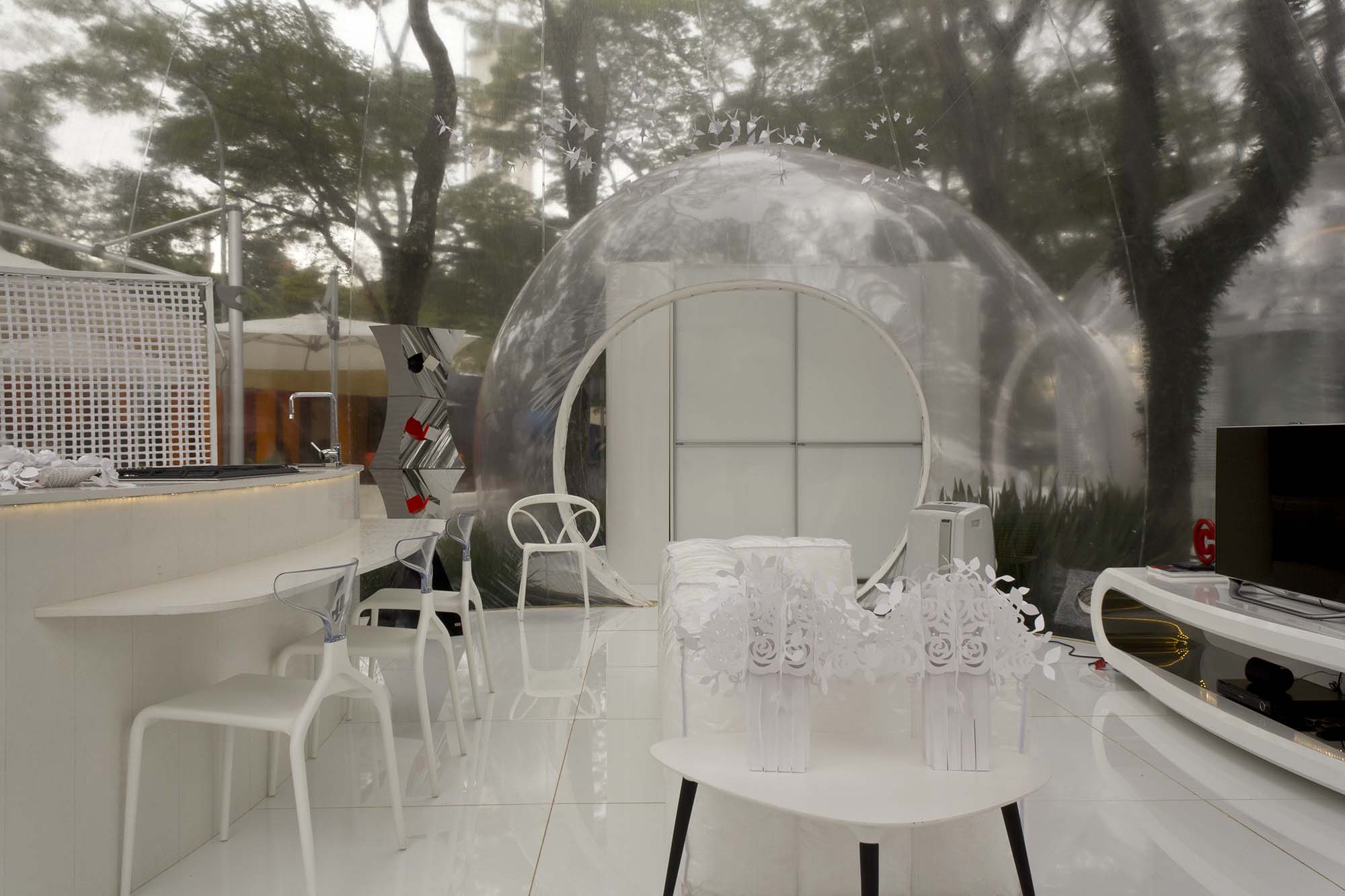 CASACOR 2012. Igloo, por Leo Shehtman.