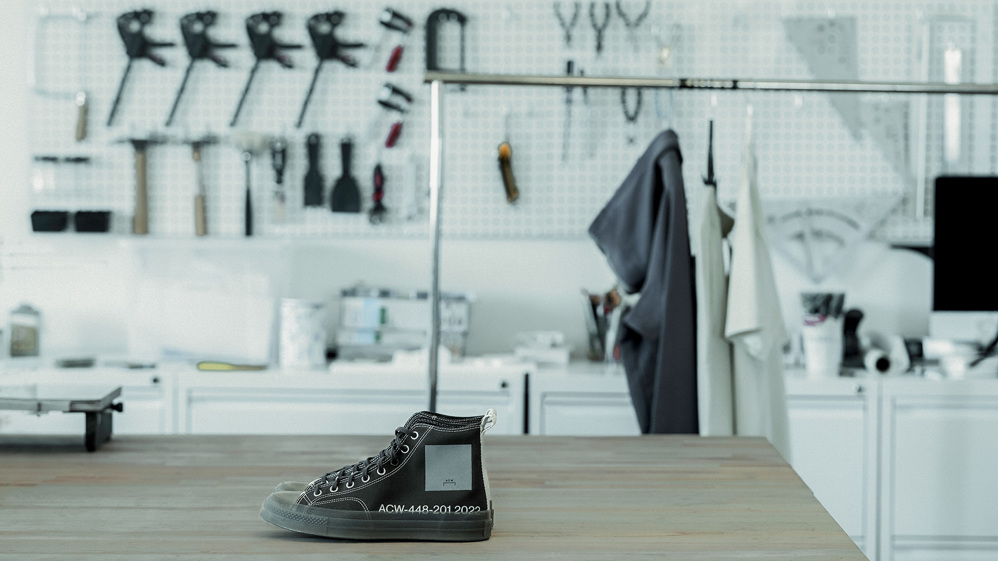 Converse e A-COLD-WALL* unem arquitetura e design em releitura do Chuck 70