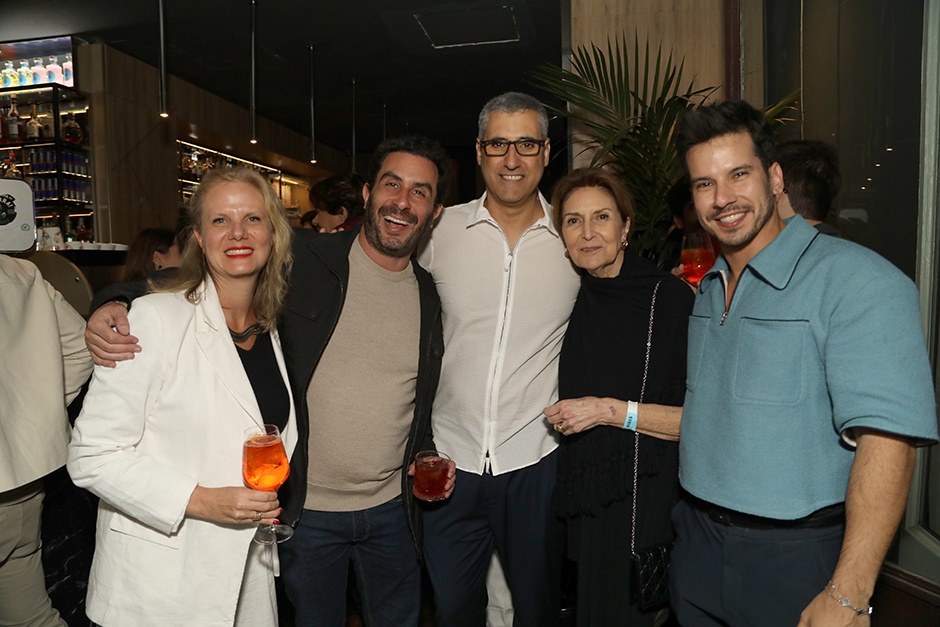 Mila Strauss, Fernando Forte, Lourenço Gimenes, Cris Ferraz e Carlos Carvalho